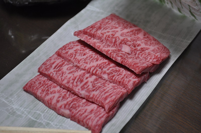 Sliced_Matsusaka_wagyu_beef Mushroom Travel