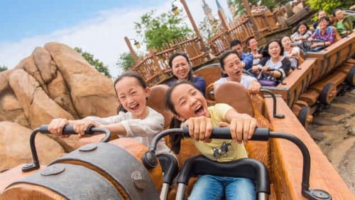 Cr : shanghaidisneyresort.com