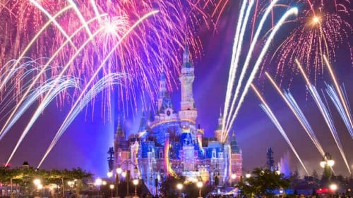 Cr : shanghaidisneyresort.com
