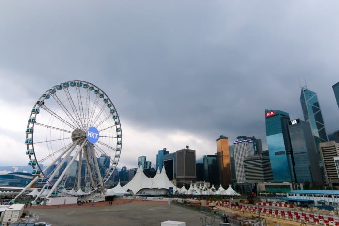 05 hong-kong-observation-wheel