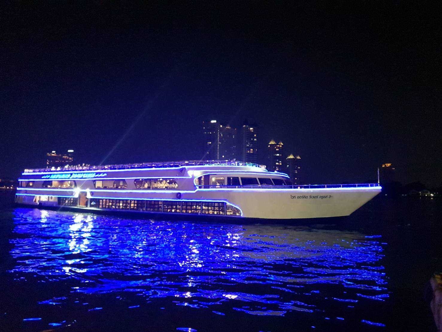 MUSHEASY 092 ล่องเรือเจ้าพระยา White Orchid Dinner เที่ยววันธรรมดาแบบไม่ธรรมดา มา 4 จ่าย 3 ราคาท่านละ 777 บาท ตั้งแต่วันนี้ – 31 พฤษภาคม 64